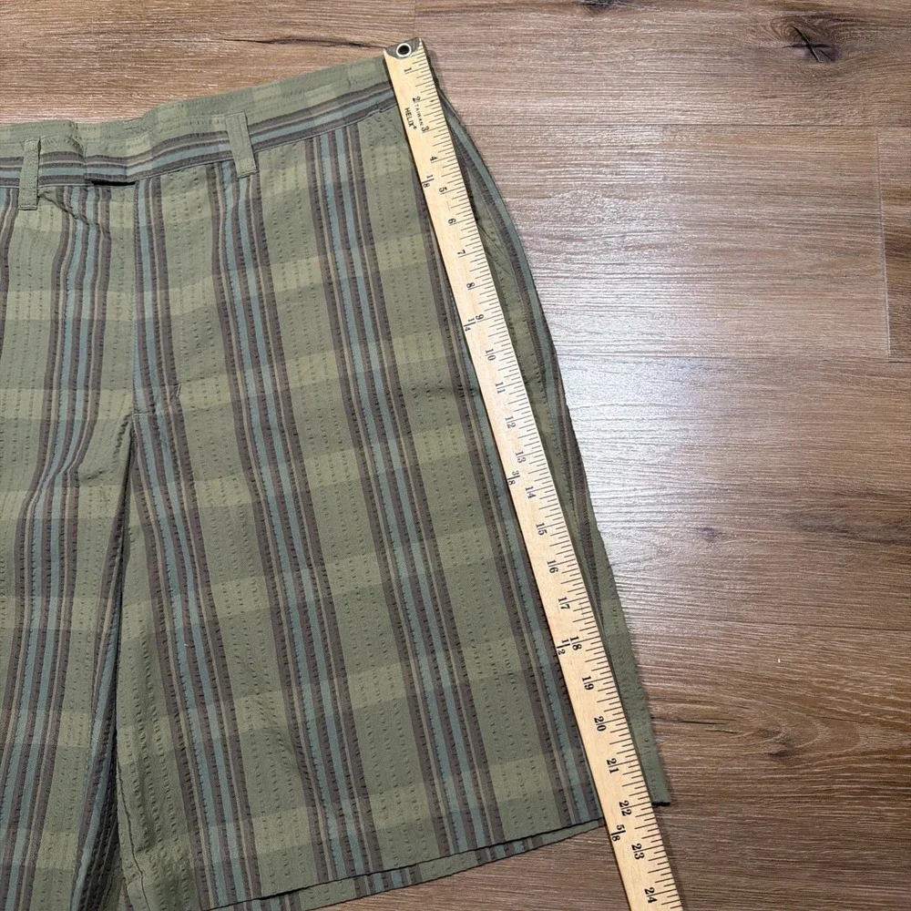 Patagonia Thrift Shorts Men's Size 36 Organic Cotton Seersucker Olive Outdoor